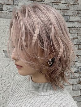 アヴニール アックス(Avenir axe)の写真/お悩み解決！デザインカラーが得意なサロン◎ダメージレスケア剤豊富で、あなただけのデザインカラー◎