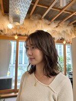 ホロル(horol)&nbsp;抜け感のあるくびれミディ