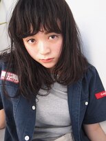 コス(kos) 黒髪もパーマで可愛く