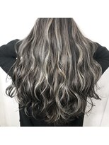 チェレ ロッソ 金剛店(Chere rosso)&nbsp;コントラストバレイヤージュ×イルミナカラー