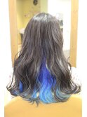 グレージュ×インナーライトブルー/寒色系/セミウェットウェーブ