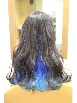 ジウ 上通り(JIU) 大人かわいいくせ毛風×カラーグレージュ×インナーライトブルー