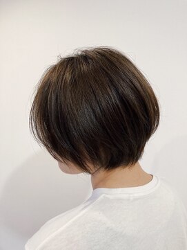 ジジバイモップス(jiji byMOPS) ナチュラルショート