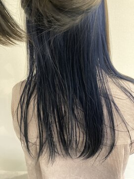 オーシー 四ツ井店(O'sea) コバルトカラー