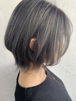 マイレ(maile)&nbsp;#スモーキーグレージュ#ブリーチあり