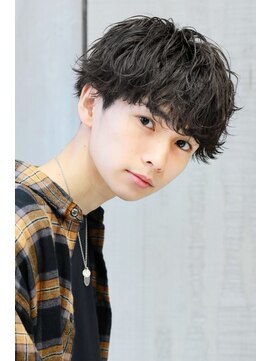 リップス レイ ギンザ(LIPPS Ray GINZA) 無造作波巻きバングスパイラルマッシュツーブロック刈り上げ