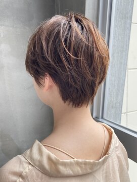 ローリー(Rowlly) 収まり◎後ろ姿も素敵なショートヘア