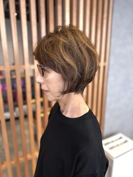 リファインド(REFINED) 大人ナチュラルショート×パーマ 五十嵐