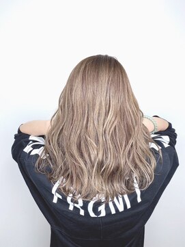 エーアイ 上石神井店(Ai) ハイライトカラー/くびれヘア/レイヤーパーマ[上石神井]