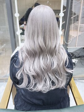 デイズ(days) ホワイトシルバーカラー/透明感グレージュダブルカラー