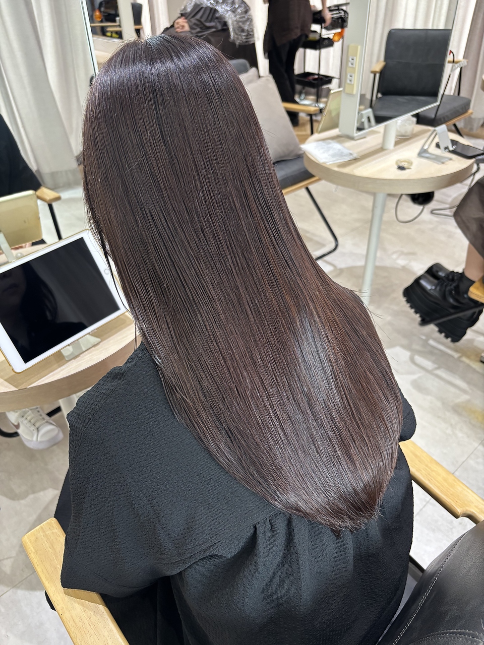 チョコレートブラウン/髪質改善トリートメント【Zina福岡天神】