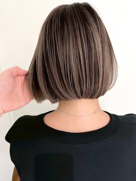 ジル ブラン 福岡(JIL BLAN) ハイライトカラー/ショートカット/レイヤーカット/福岡天神