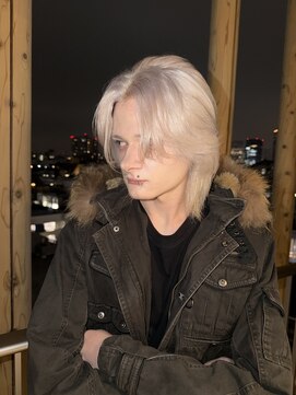 モニカ 原宿店(MONIQA) ホワイト