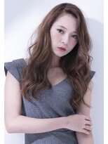シャンプー 本店(SHAMPOO) かきあげた前髪とリラックスウェーブがベストマッチ