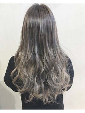 アライブ ハラジュク(ALIVE harajuku) グレージュグラデーション