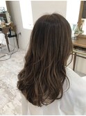 透明感ハイライト×柔らかアッシュベージュ