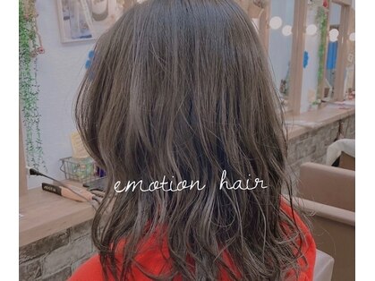 エモーション emotion hairの写真