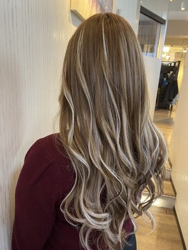 ヘアーグランデシーク(Hair Grande Seeek) 憧れロング　ホワイトハイライトスタイル☆