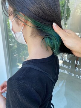 エマ 中山店(EMMA) 暗髪カラー　インナーカラー　グリーン