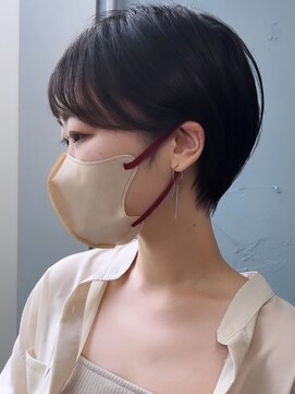 ビュー フクオカ(VIEW FUKUOKA) 美髪にオトナかわいいホワイトグレージュネビージュショートボブ