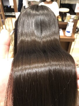 ブランシェ神領店 ☆髪質改善☆髪質を見極めた薬剤選定で最高のツヤ！