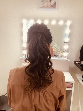 ヒャン(hyang) 大人カジュアルポニー#結婚式#足立区#ヘアセット#ヨシンモリ