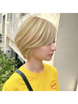 サニー(sunny) ▽ ホワイトブロンド×ネオングリーン ▽