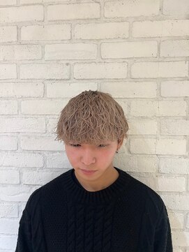 アウラ(AURA) ブリーチパーマ波巻きパーマツイストスパイラルスパイラルパーマ
