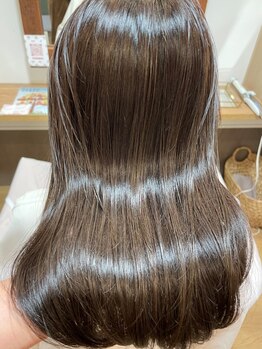 ヘアーモードケーティー 石橋店(Hair Mode KT)の写真/[髪質改善酸熱トリートメント]"すっぴん髪"を守りながらさらに美しく。髪のコトを1から考えるサロン。