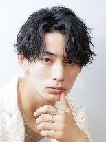 レタッチバイフィフス(RETOUCH by fifth)&nbsp;ツイストスパイラルパーマセンターパートメンズマッシュウルフ