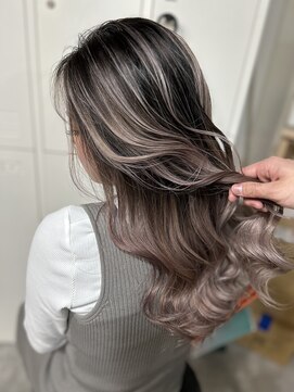 ラフ 難波店(LAFF) #黒髪#ボブルフ#ネビージュ#小顔#ワンレン