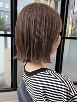 トイロ 武蔵小杉(Toiro) 大人可愛い20代30代40代レイヤー切りっぱなしボブミディアム