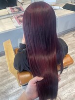 美容室 アルテモーダ ワンブリーチでボルドーカラー