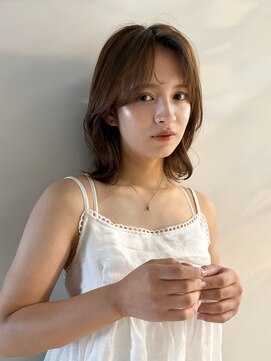 ベル 銀座5丁目店(Belle) 根本から透けるベージュ/山下