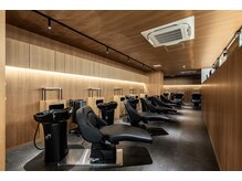 ブラック 渋谷 2nd(BLUCK)の雰囲気（快適フルフラット[渋谷駅/学割U24/メンズパーマ/フェザーパーマ]）