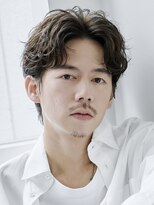 レタッチバイフィフス 大阪梅田(RETOUCH by fifth)&nbsp;大阪梅田ツイストスパイラルパーマ波巻きパーマセンターパート