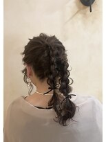 オクサ(oxa)&nbsp;お呼ばれヘアセット/結婚式ヘアアレンジ/編みおろし/