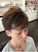 ミディアムパーマスタイル