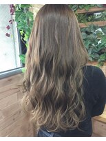 プランツヘアー&nbsp;外国人風ハイライトグレージュ【プランツヘアー村田裕治】