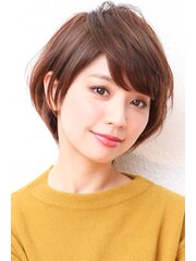 グレージュナチュラルボブ大人可愛い丸みショートボブ