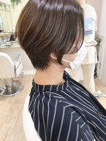 ネオリーブ チロル 横浜西口店(Neolive CiroL.)&nbsp;スッキリショート　ツヤブラウン　ナチュラルストレート