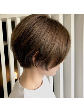 ヘアーエバリーズ(hair Everies) マッシュショート大人かわいいベージュオリーブ20代30代大分