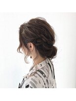 フェリア 松山(Feria)&nbsp;【Feria松山】大人かわいいシニヨンスタイル-相原愛梨-