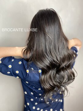 ラトリエ ブロカント 立川北口店(L'atelier BROCANTE) 波巻きウェーブ 透明感 韓国風 TOKIO アディクシーカラー