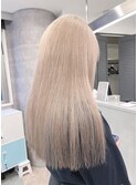 ハイトーングレージュカラー×ロングヘアー