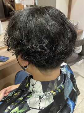 ネオリーブニコ 大井町店(Neolive Nico) メンズ　センターパート　ツイストパーマ