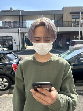 チャプター 問屋町(chapter) センターパートホワイトグレージュケアブリーチダブルカラー