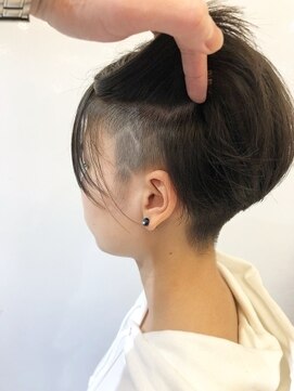 デザイニングヘアードゥ(designing hair Deux) ツーブロックアート