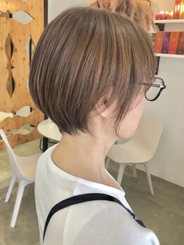 サンタフェ 名駅店(Santa'Fe)の写真/【白髪ぼかし/髪質改善】大人女性のエイジングのお悩みに寄り添い一緒に解決！クセを活かした髪型に♪