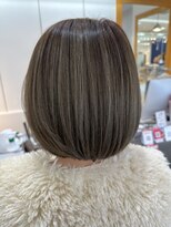 ユニ バイ マグ 長野店(Uni.by Mag)&nbsp;白髪が目立たないハイライトグレージュ【白髪染め】